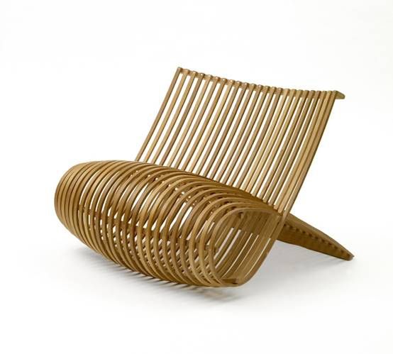 绕转的木条椅（Wood Chair）